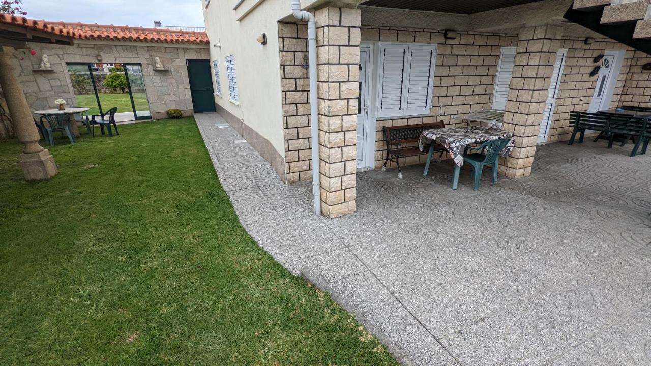 Room Villa Ribeiro Pilgrims Way To Santiago Bike A Garage For Marinhas Esposende Exterior photo
