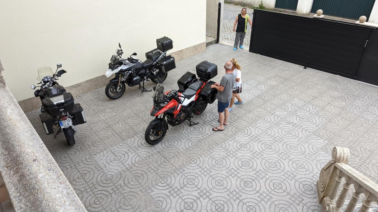 Room Villa Ribeiro Pilgrims Way To Santiago Bike A Garage For Marinhas Esposende Exterior photo